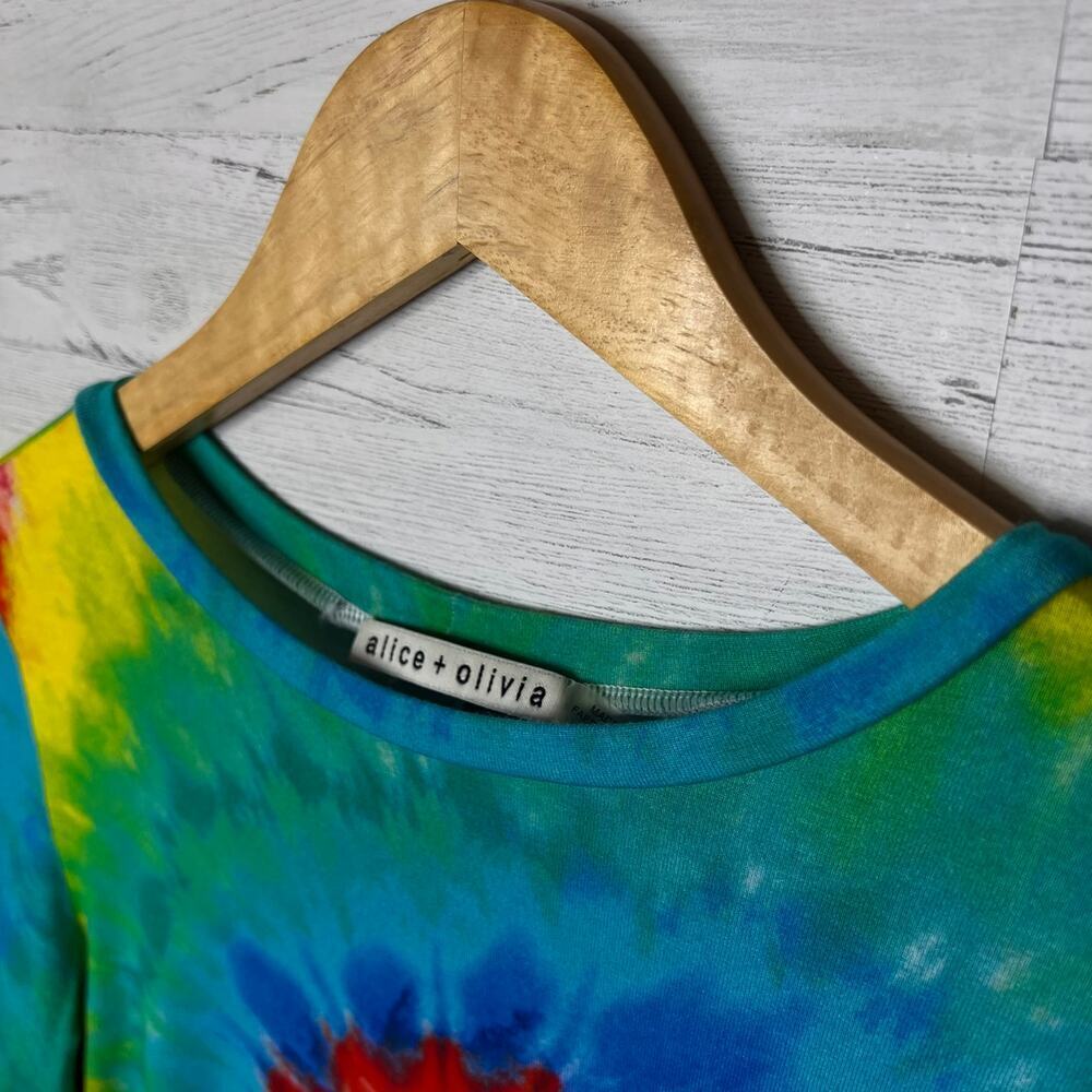 Alice + Olivia Tee Womens Size XS/TP Delaina Rainbow Tie Dye Cropped Long Sleeve - Picture 10 of 16